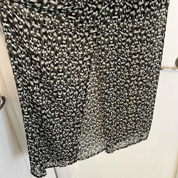 AS YOU WISH OLIVE ANIMAL PRINT MAXI DRESS SMALL - Picture 4 of 4